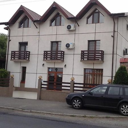 Hotel Casa Mario à Galaţi Extérieur photo